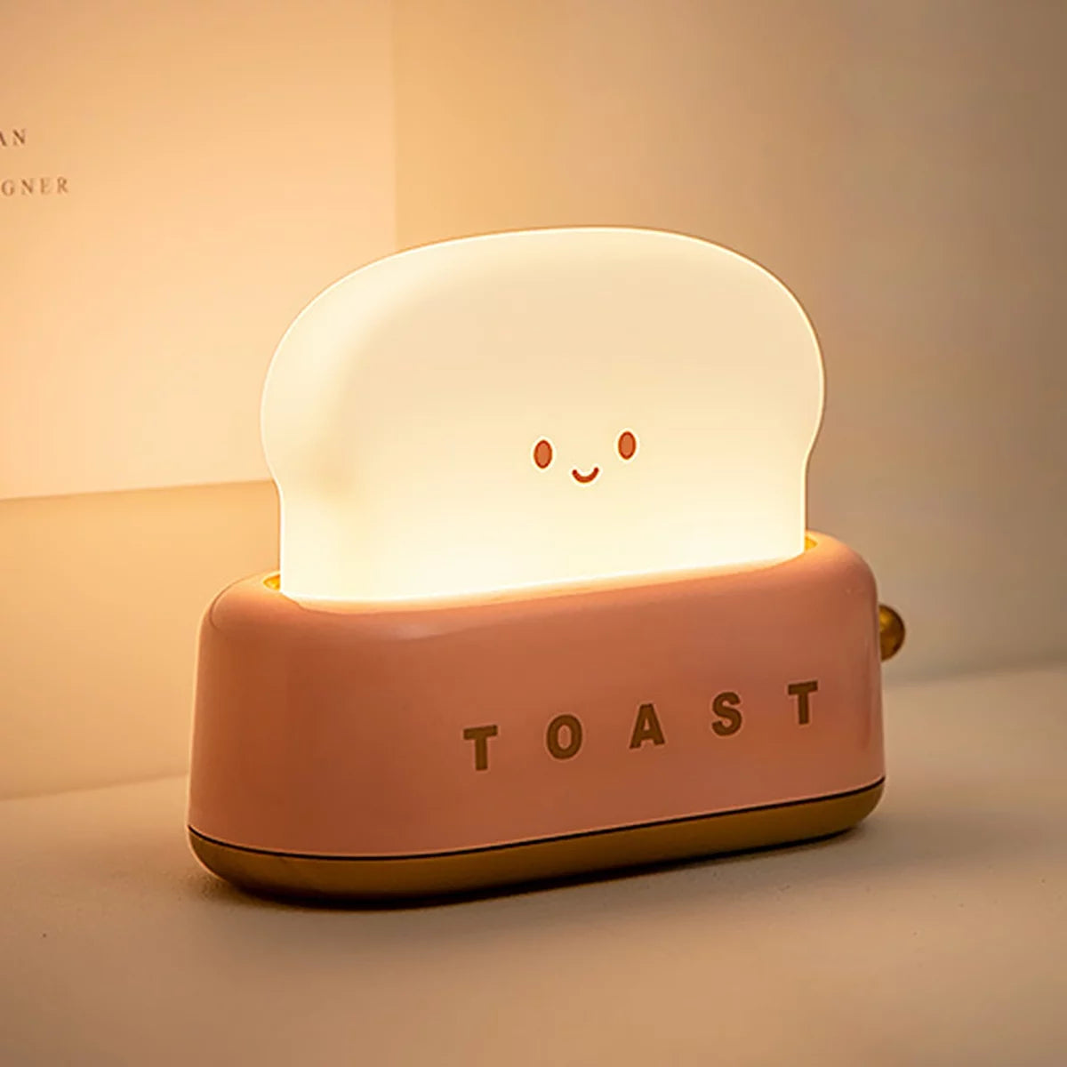 Cute Bread Night Light Usb Rechargable Desk Lamp Bedroom Bedside Sleep Light Reading Light for Office Bedroom Living Room